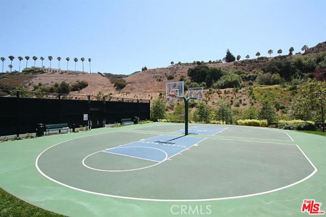 Detail Gallery Image 34 of 36 For 13045 Pacific Promenade #107,  Los Angeles,  CA 90094 - 1 Beds | 2 Baths