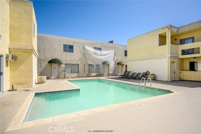 Detail Gallery Image 18 of 20 For 7045 Woodley Ave #212,  Van Nuys,  CA 91406 - 2 Beds | 2 Baths