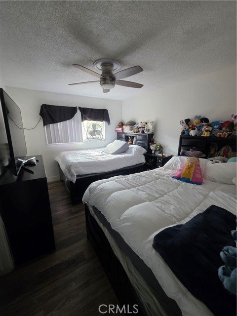602 E Wilhelmina Street, Anaheim CA: https://media.crmls.org/medias/690d8da5-fc10-499d-9381-8658d30d7503.jpg