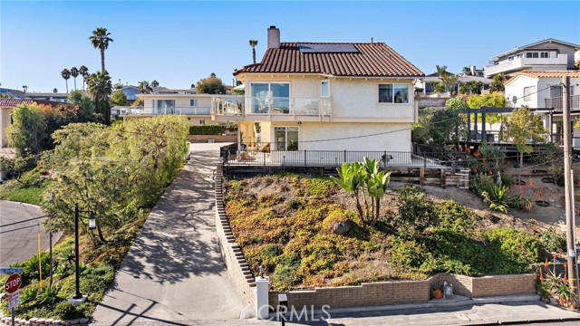 Detail Gallery Image 14 of 71 For 33901 Orilla Rd, Dana Point,  CA 92629 - 4 Beds | 2/1 Baths