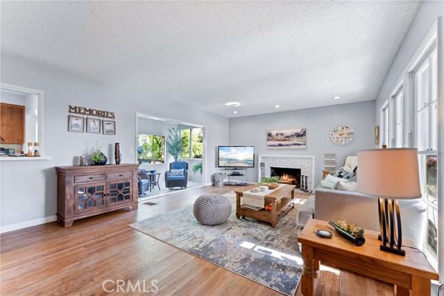 Detail Gallery Image 10 of 58 For 33822 Chula Vista Ave, Dana Point,  CA 92629 - 3 Beds | 2 Baths