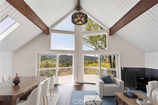 28720 Zion Drive, Lake Arrowhead CA: https://media.crmls.org/medias/690faac5-fac2-43e2-823b-99851107b61f.jpg