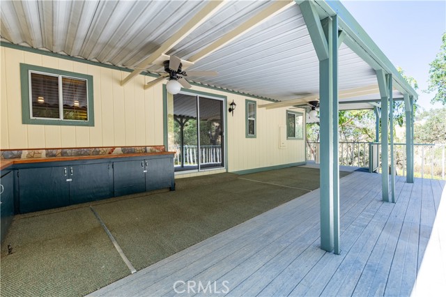 4250 Skylink Lane, Paso Robles CA: https://media.crmls.org/medias/690faec2-dea5-4f5c-94ad-26fee5ae5f9d.jpg