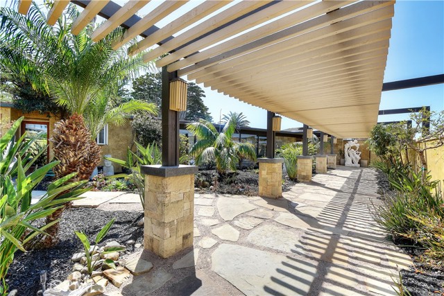 405 Calle Alicia, San Clemente CA: https://media.crmls.org/medias/690fd582-b1ab-4624-862e-09f5947b1b5e.jpg