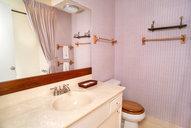 Detail Gallery Image 14 of 18 For 5437 Woodbury St, Ventura,  CA 93003 - 4 Beds | 2 Baths