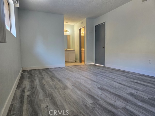 1733 E Natalie Avenue, West Covina CA: https://media.crmls.org/medias/69114038-0ac6-457b-811f-212acd1cd812.jpg