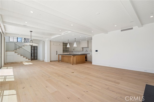 2820 Bayview Drive, Corona del Mar CA: https://media.crmls.org/medias/6911809a-ad36-4086-b65a-35ce2fdd191c.jpg