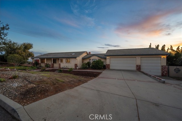1561 Cielo Lane, Nipomo CA: https://media.crmls.org/medias/6911b902-885e-4467-bd1c-694fd213d17b.jpg