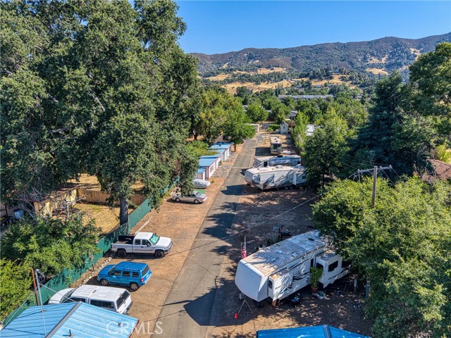 2630 Lakeshore Boulevard, Upper Lake CA: https://media.crmls.org/medias/6912bc8f-7153-4f55-852f-08b0ac795b9e.jpg