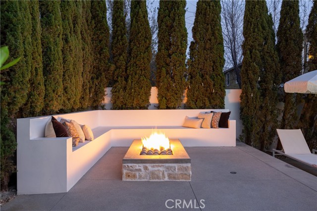 Detail Gallery Image 30 of 31 For 1700 Highland Dr, Newport Beach,  CA 92660 - 5 Beds | 6/1 Baths