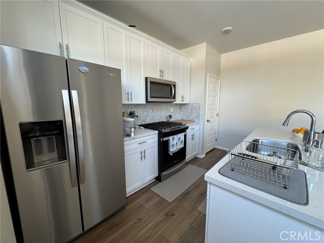 40247 Birchfield Drive, Temecula CA: https://media.crmls.org/medias/6915000b-d637-4c36-916c-b734a7ee698c.jpg