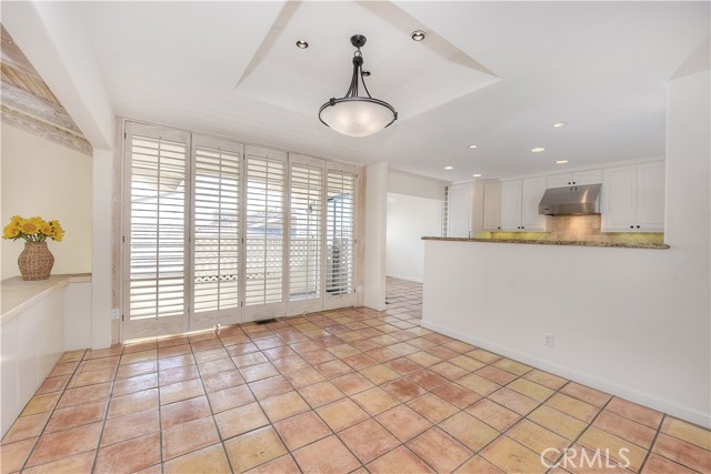 Detail Gallery Image 8 of 28 For 906 Emerald Bay, Laguna Beach,  CA 92651 - 4 Beds | 2/1 Baths
