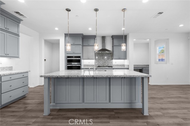 Detail Gallery Image 19 of 73 For 12906 Shorthorn, Corona,  CA 92880 - 6 Beds | 5 Baths