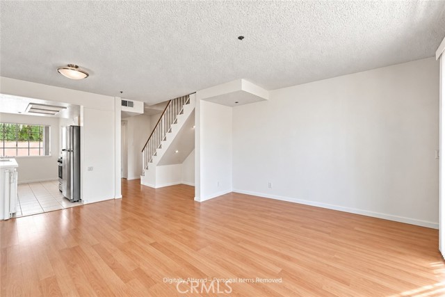 147 West Acacia, 160 photo 8