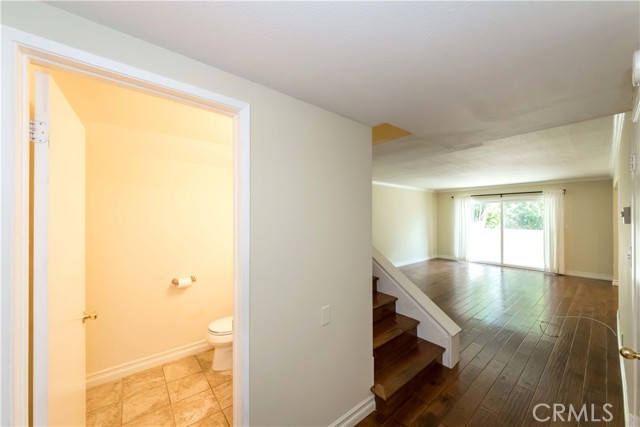 31 Via Sevilla, Rolling Hills Estates CA: https://media.crmls.org/medias/6916091c-be9e-4425-89c5-f32d186ec1c8.jpg