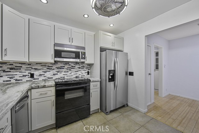 Detail Gallery Image 17 of 34 For 21 Alamitos #1,  Long Beach,  CA 90802 - 2 Beds | 2 Baths