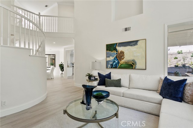 12 Coastal Oak Lane, Coto de Caza CA: https://media.crmls.org/medias/69163d71-9fd2-4790-b1cc-212e4752d4c6.jpg