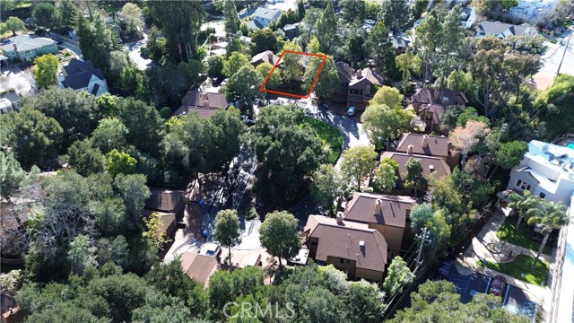 Image 20 of 42 For 672 Serrano Drive 2