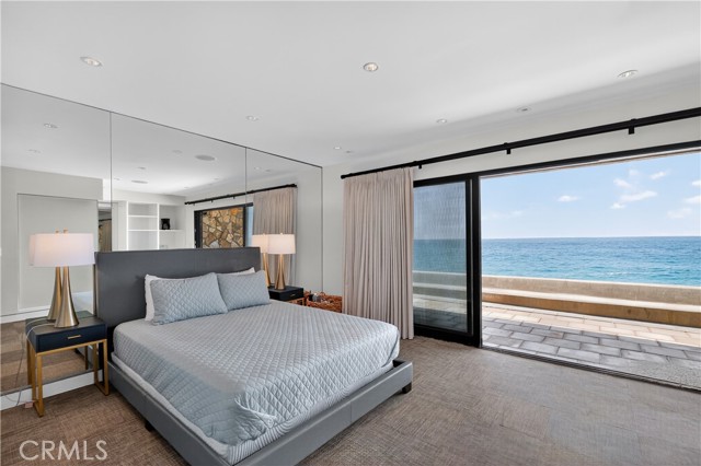 Detail Gallery Image 16 of 39 For 102 Blue Lagoon, Laguna Beach,  CA 92651 - 3 Beds | 3 Baths