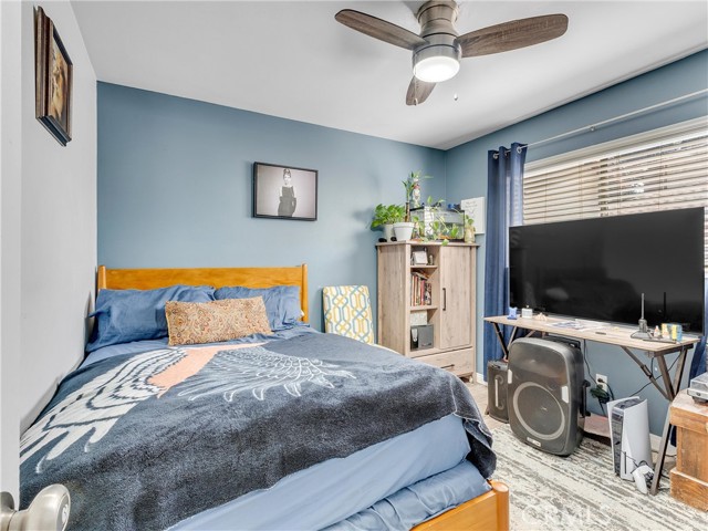 Detail Gallery Image 15 of 26 For 29351 Abelia Rd, Canyon Country,  CA 91387 - 3 Beds | 2 Baths