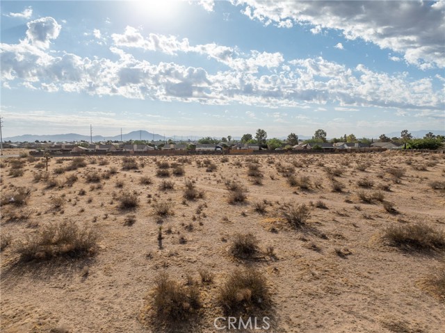 0 Bartlett Avenue, Adelanto CA: https://media.crmls.org/medias/691827a3-28af-4a39-abb5-d84f6ae8ff3e.jpg