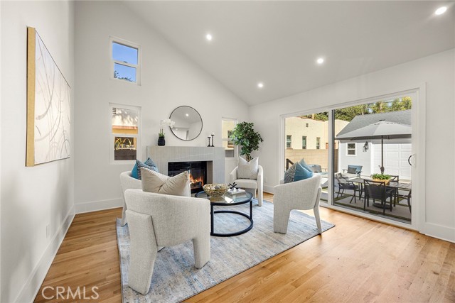 Front Image Thumbnail for CRPW25241543