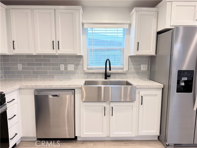 Detail Gallery Image 4 of 25 For 13061 Fairview St #22,  Garden Grove,  CA 92843 - 2 Beds | 2 Baths