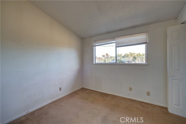 Detail Gallery Image 17 of 37 For 1055 via Esmeralda, Santa Maria,  CA 93455 - 3 Beds | 2 Baths