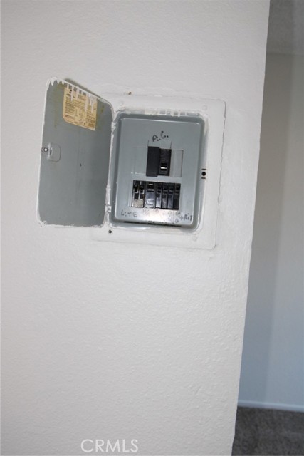 38429 10th E Place, Palmdale CA: https://media.crmls.org/medias/6919127d-21b6-4890-a828-a59440e054c4.jpg