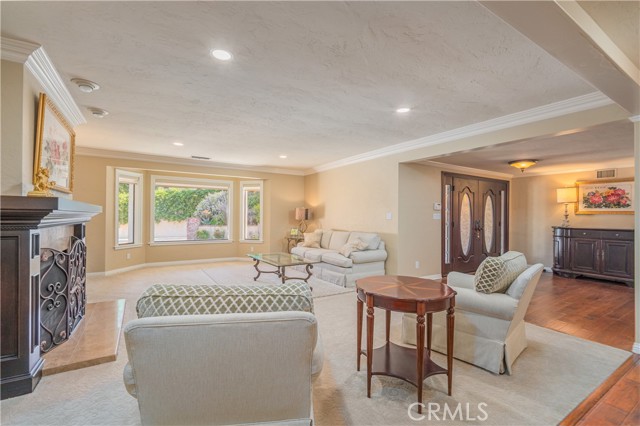 Detail Gallery Image 10 of 58 For 2899 N Monte Verde Dr, Covina,  CA 91724 - 5 Beds | 5 Baths