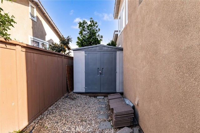 Detail Gallery Image 34 of 35 For 1067 Gold Finch, Beaumont,  CA 92223 - 6 Beds | 3 Baths