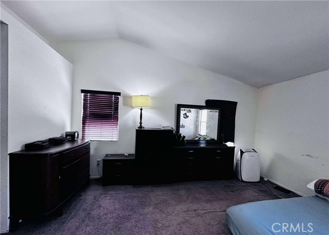 6742 N Chason Way, San Bernardino CA: https://media.crmls.org/medias/691aa226-d040-42aa-964a-e364197c151a.jpg