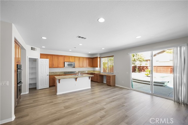 36845 Gemina Avenue, Murrieta CA: https://media.crmls.org/medias/691aca1c-7437-4fe0-a7c1-3e7054b7d712.jpg