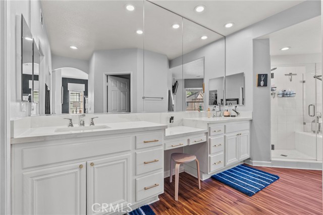 Detail Gallery Image 26 of 37 For 24714 Avignon Dr, Valencia,  CA 91355 - 3 Beds | 3 Baths