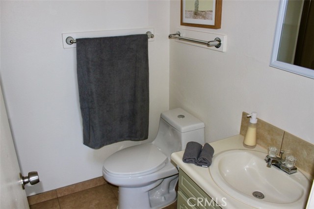 Detail Gallery Image 7 of 25 For 71817 Samarkand Dr, Twentynine Palms,  CA 92277 - 4 Beds | 3 Baths