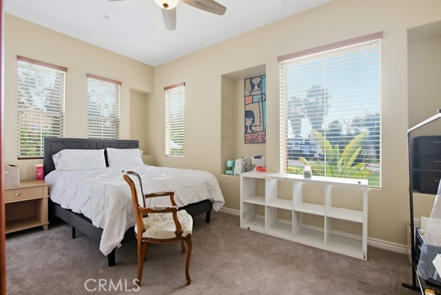 26161 Wyndemere Court, Escondido CA: https://media.crmls.org/medias/691bcfdc-7754-448e-b244-f835906f3e25.jpg