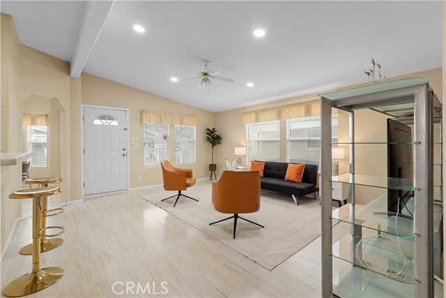 Detail Gallery Image 18 of 64 For 13202 Hoover Street, #18,  Westminster,  CA 92683 - 3 Beds | 2 Baths