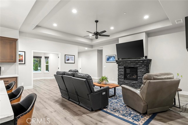 Detail Gallery Image 9 of 56 For 1345 W Lindo, Chico,  CA 95926 - 4 Beds | 3 Baths