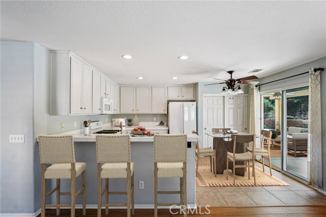 Detail Gallery Image 8 of 27 For 23429 Cheyenne Canyon Dr, Menifee,  CA 92587 - 3 Beds | 2 Baths