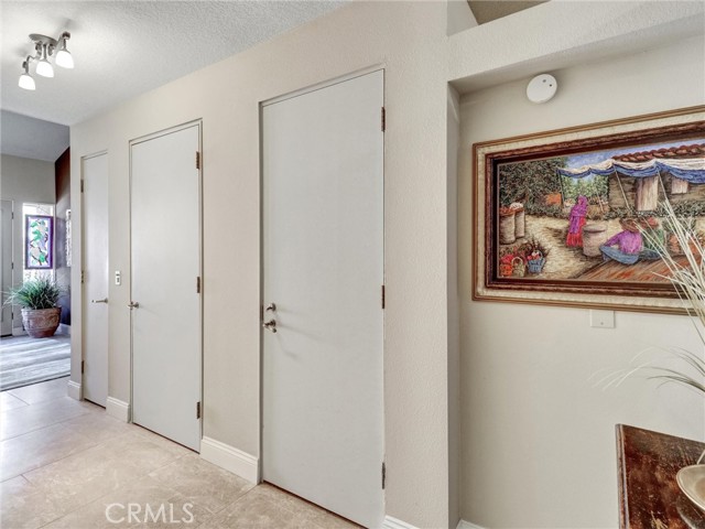 208 Kavenish S Drive, Rancho Mirage CA: https://media.crmls.org/medias/691fc0d7-b47c-4566-81d6-5aec8cba65ac.jpg