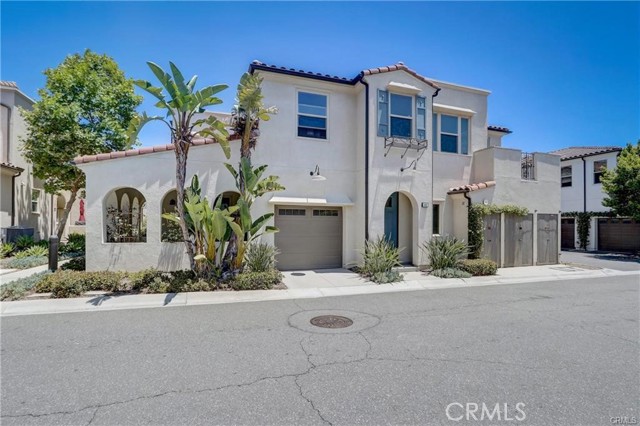 44 Hoya Street, Rancho Mission Viejo CA: https://media.crmls.org/medias/691ff8c8-e8ba-4675-93ce-4193cc5ce635.jpg