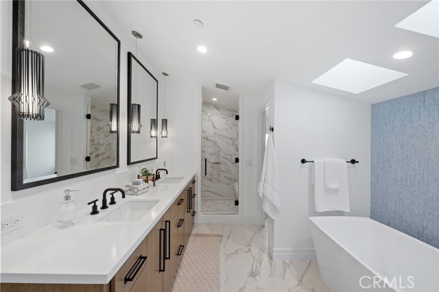 Detail Gallery Image 41 of 53 For 723 Balboa Ave, Laguna Beach,  CA 92651 - 4 Beds | 4/1 Baths