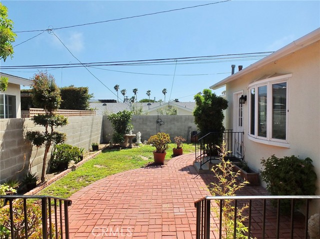 402 Avenue E, Redondo Beach, California 90277, 3 Bedrooms Bedrooms, ,2 BathroomsBathrooms,Residential,Sold,Avenue E,SB21162961