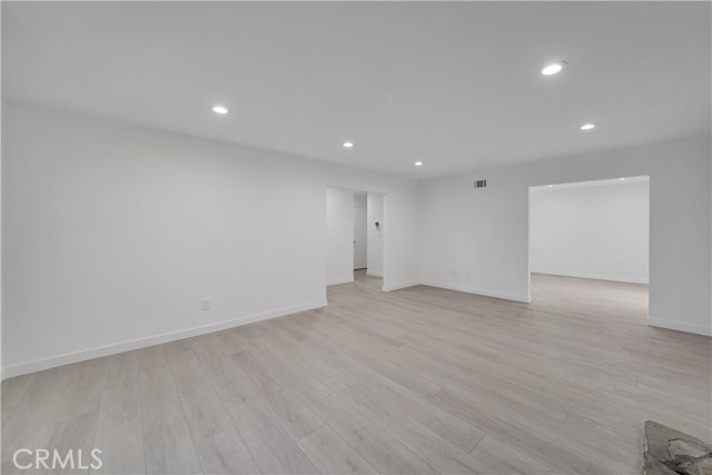 Detail Gallery Image 16 of 18 For 16722 Goldenwest #1,  Huntington Beach,  CA 92647 - 3 Beds | 1/1 Baths