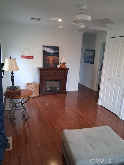 2 Bed Home for Sale in Costa Mesa, California
