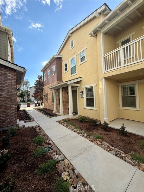 Detail Gallery Image 2 of 12 For 150 Jaripol, Rancho Mission Viejo,  CA 92694 - 1 Beds | 1/1 Baths