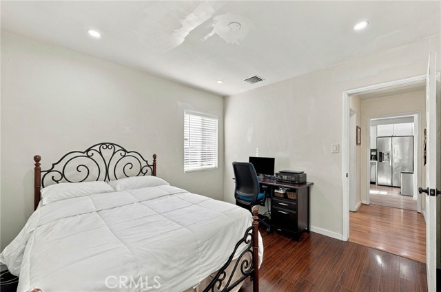 7453 Blewett Avenue photo 21