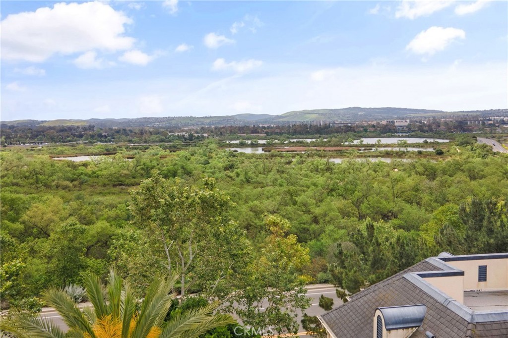 69259754 1da0 4686 80bf A27eeb841b2e