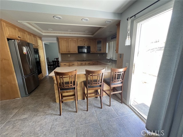 Detail Gallery Image 10 of 23 For 5600 via Junipero Serra, Riverside,  CA 92506 - 4 Beds | 3 Baths