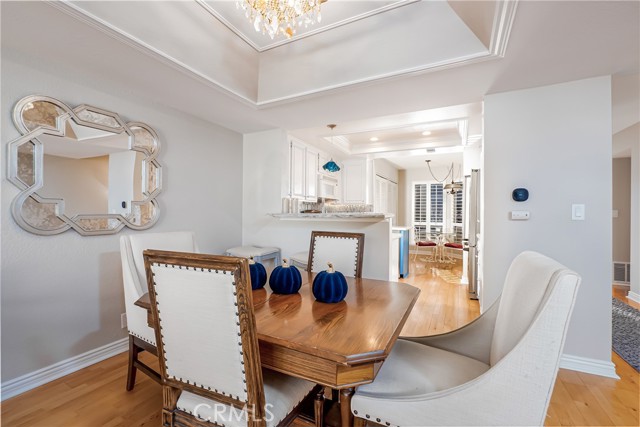 27927 Trocadero, Mission Viejo CA: https://media.crmls.org/medias/69261c5c-e387-48c9-b25b-e62db61890ce.jpg